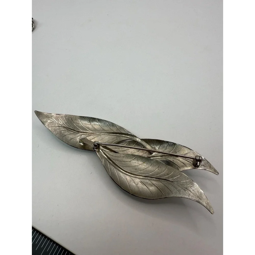Vintage‎ Silver Tone Double Leaf Brooch Mid Century Botanical Pin